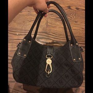 Dooney & Bourke bag